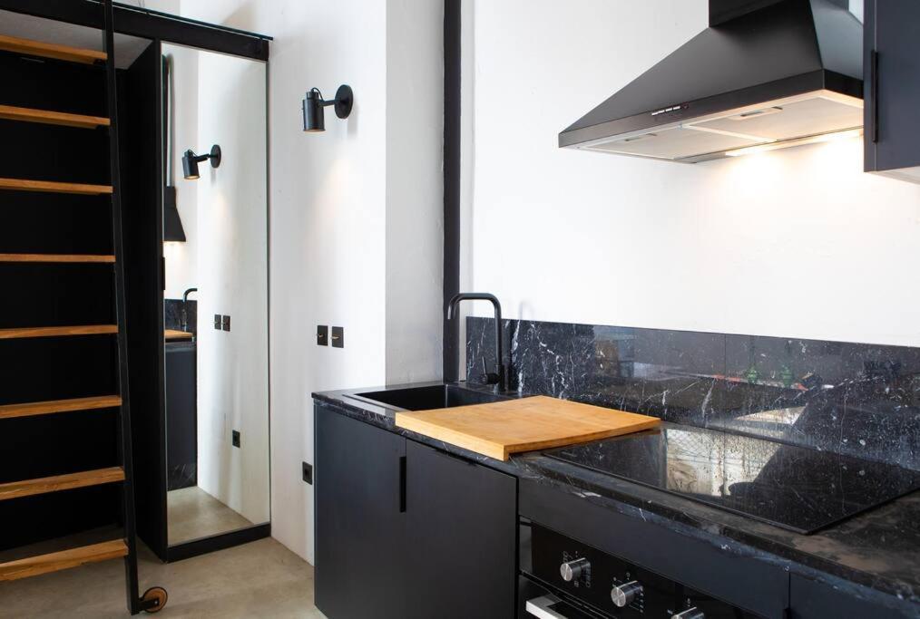 Beautiful Stylish Next To Downtown B-crrb Apartment Malaga