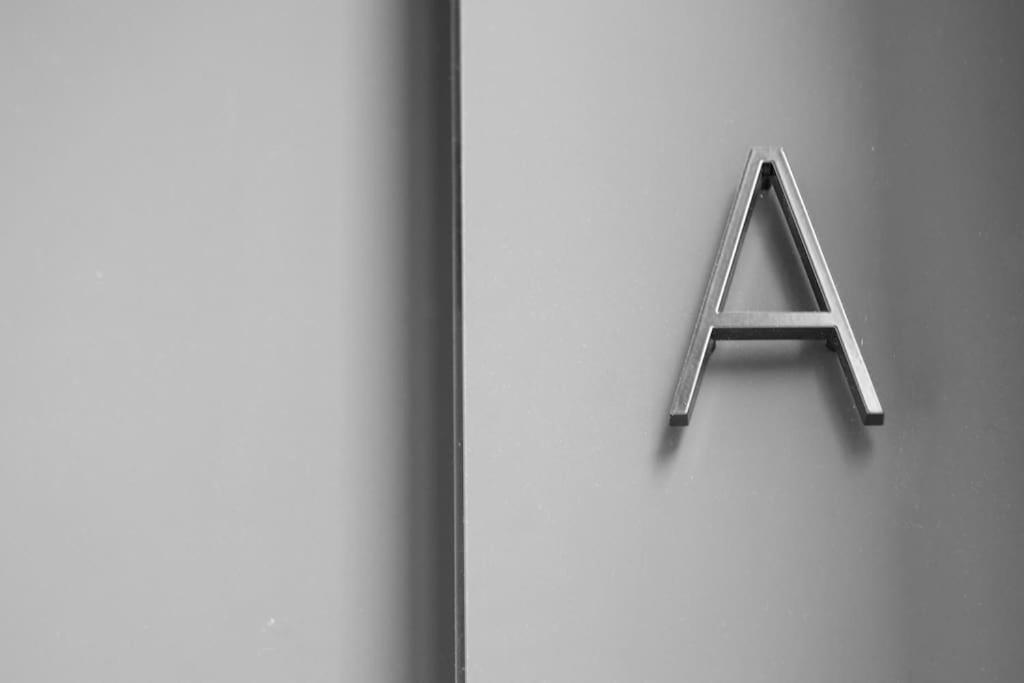 Beautiful Stylish Next To Downtown B-crrb Malaga